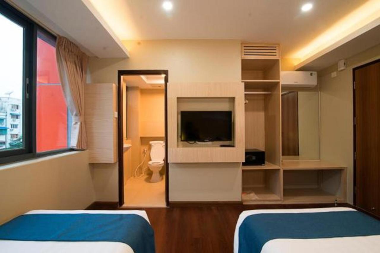 Eastern Hotel Yangon Ngoại thất bức ảnh
